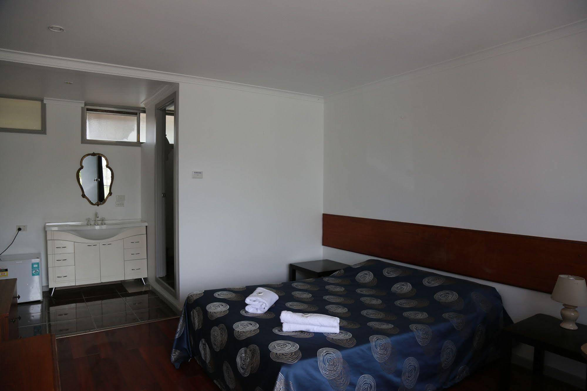 Beaconsfield Lodge Motel Luaran gambar