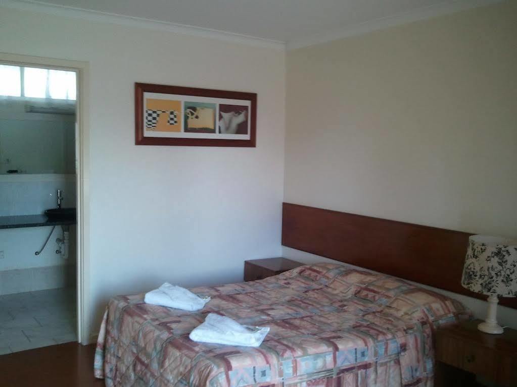 Beaconsfield Lodge Motel Luaran gambar