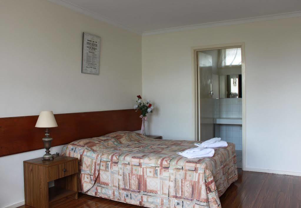 Beaconsfield Lodge Motel Luaran gambar